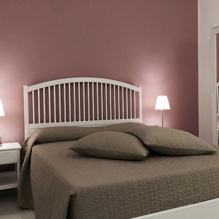 Isola Charm B&B - A Historic Villa Near Punta Del Pero Beach Syracuse ภายนอก รูปภาพ