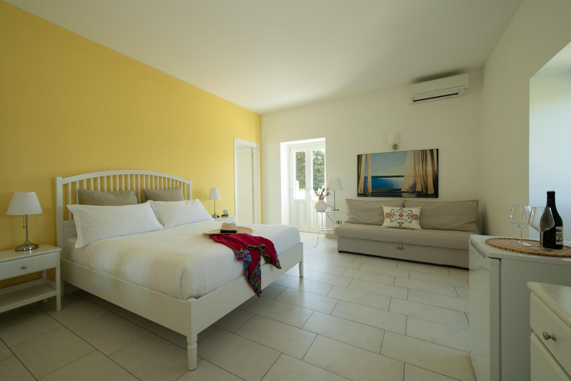 Isola Charm B&B - A Historic Villa Near Punta Del Pero Beach Syracuse ภายนอก รูปภาพ
