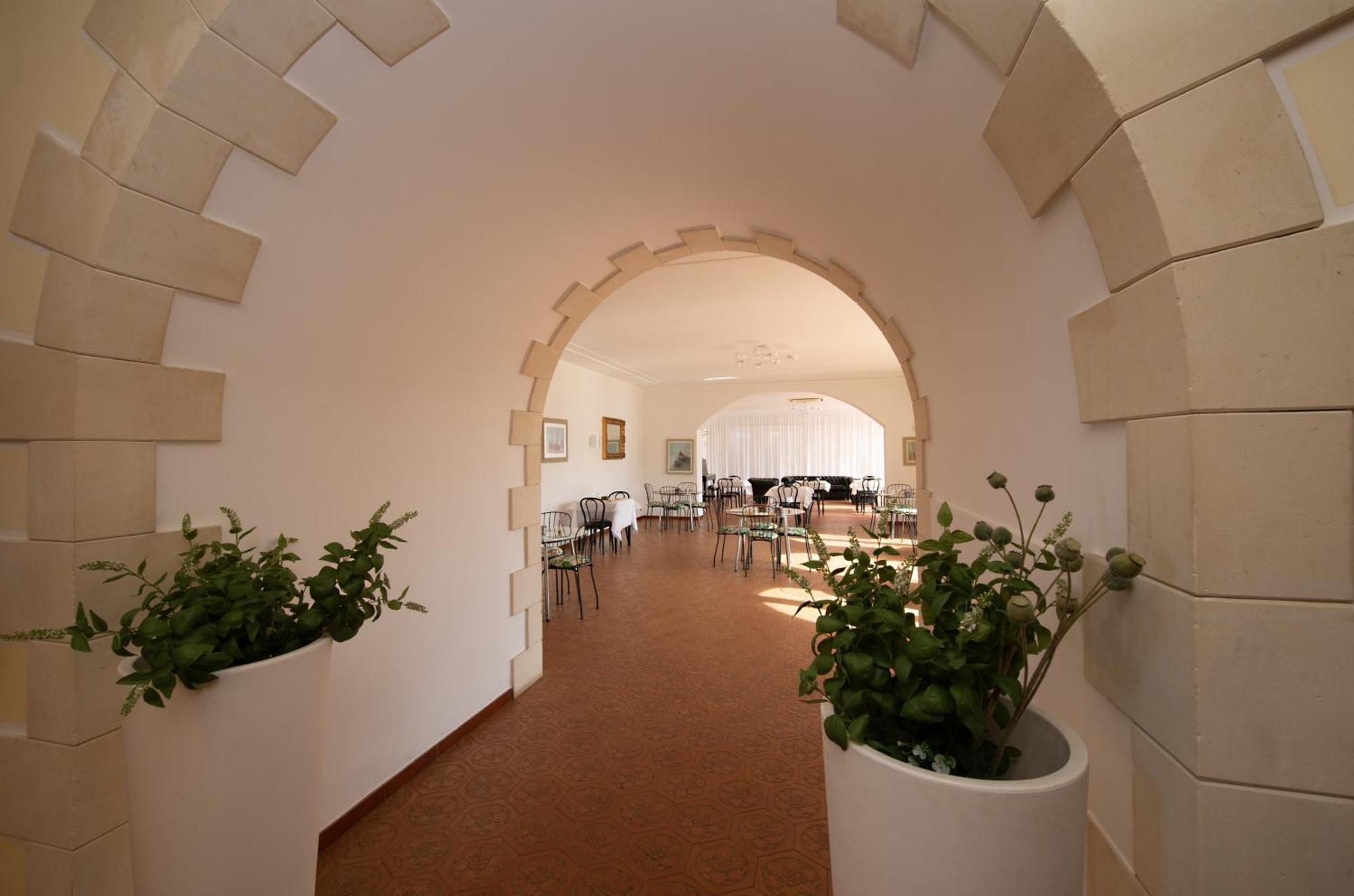 Isola Charm B&B - A Historic Villa Near Punta Del Pero Beach Syracuse ภายนอก รูปภาพ