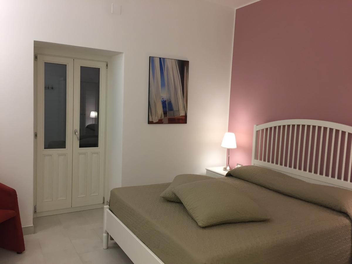 Isola Charm B&B - A Historic Villa Near Punta Del Pero Beach Syracuse ภายนอก รูปภาพ
