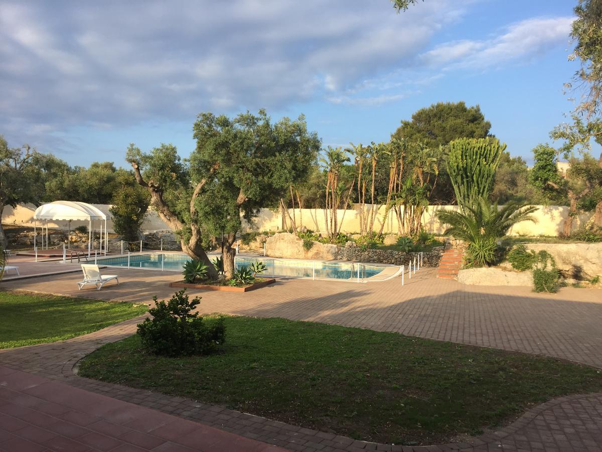 Isola Charm B&B - A Historic Villa Near Punta Del Pero Beach Syracuse ภายนอก รูปภาพ